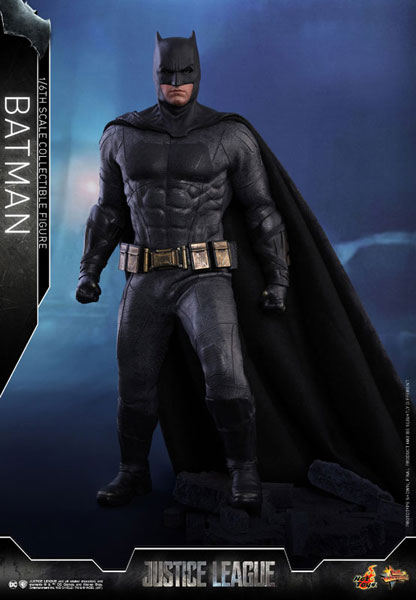 Hot Toys Movie Masterpiece "Justice League" 1/6 Scale Figure Batman image 1
