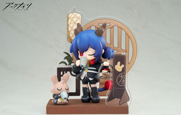 APEX Arknights Would You Like A Dessert? Mini Series Ch'en Complete Figure imagen 1