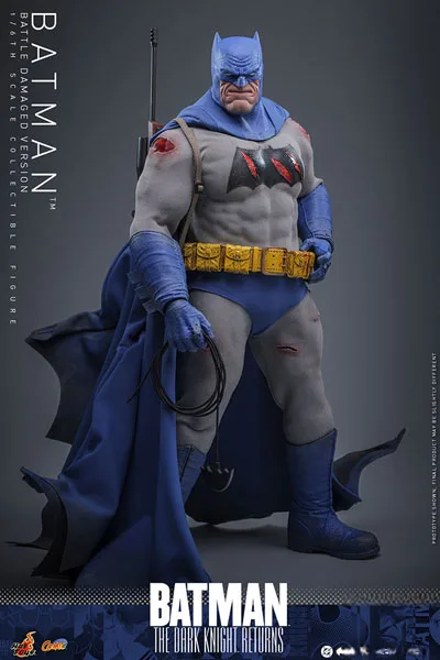 Hot Toys Comic Masterpiece 1/6 Scale Figure Batman (Battle Damaged Version) 图片 1
