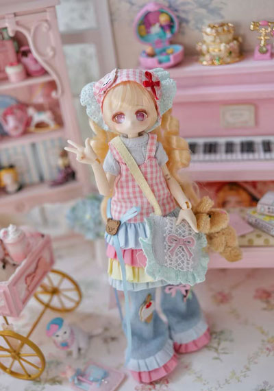 Ji Dong Shun Xi MomoTale "Tales of Four Seasons Cafe" BJD Doll image 1