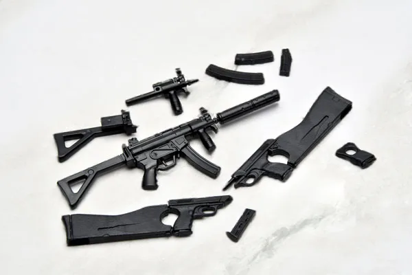 Tomytec LittleArmory [LA-GG03] 神槍少女 克蕾絲 MP5、VP70 Type 1/12 塑膠模型 圖片 1