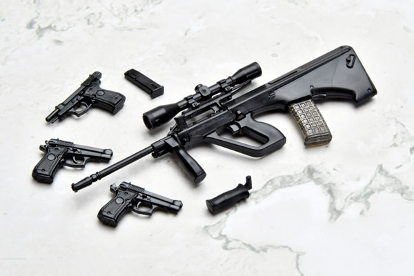 Tomytec LittleArmory [LA-GG04] Gunslinger Girl Angelica AUG, M84 Type 1/12 Plastic Model