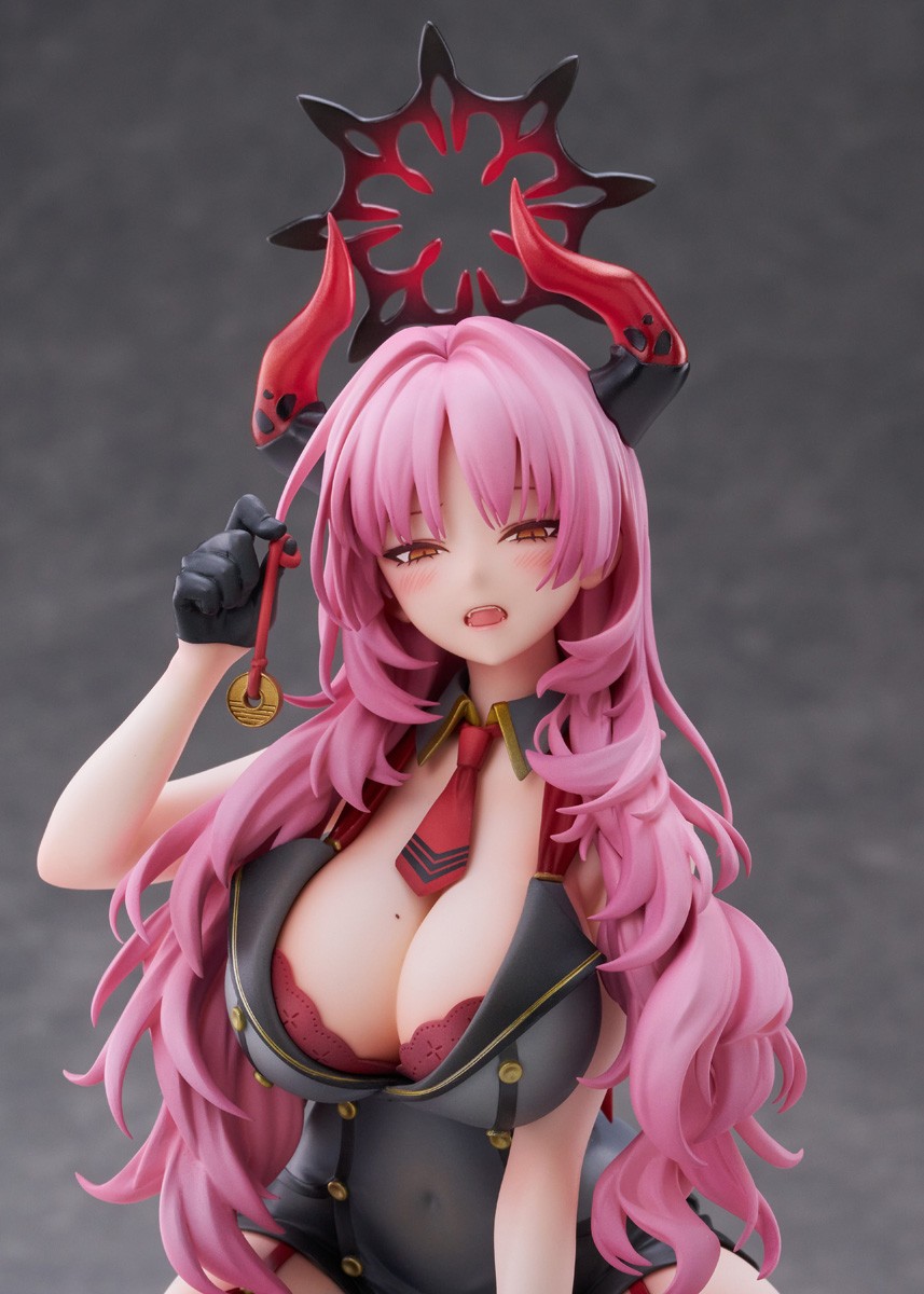 GOLDENHEAD PLUS Blue Archive Satsuki: Memorial Lobby Ver. (Figure) imagen 6