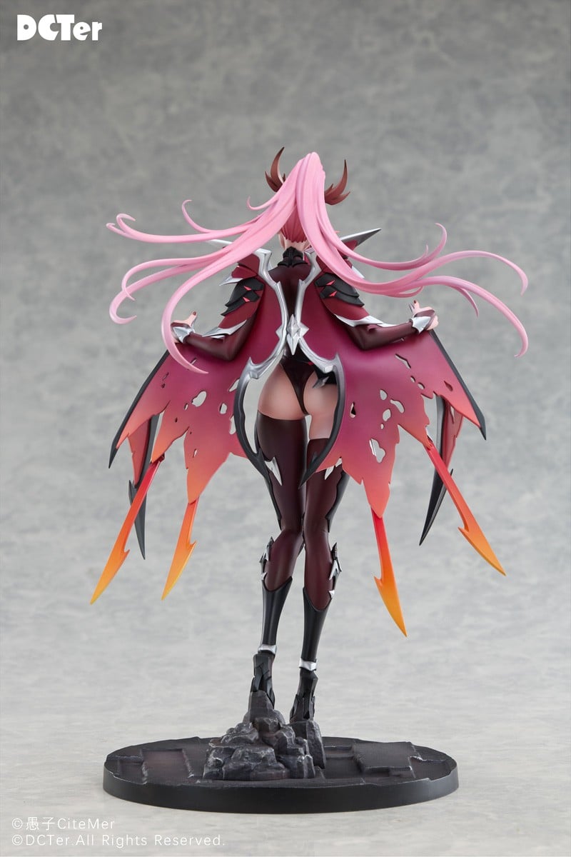 Plum Heslion draco bellatrix feminina (Figure) Bild 4