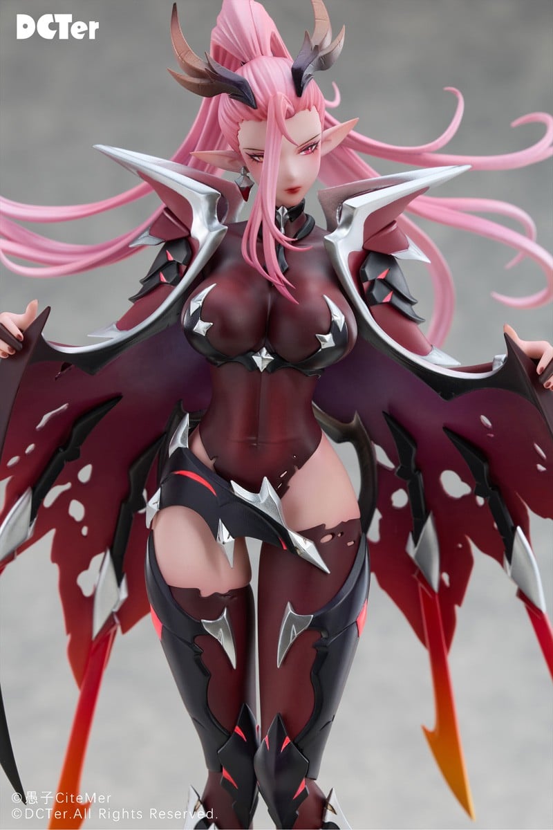 Plum Heslion draco bellatrix feminina (Figure) Bild 7