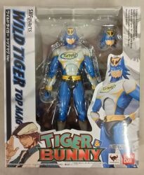 Bandai SHF Tiger And Bunny Wild Tiger - Top Mag (Kuso-Suit) ver.
