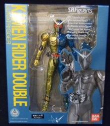 Bandai SH Figuarts Kamen Rider W Luna Trigger
