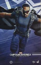 HOTTOYS MOVIE MASTERPIECE FALCON MM245