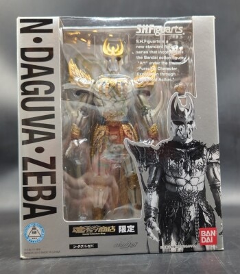 Bandai SH Figuarts Kamen Rider Kuuga N'Daguba Zeba