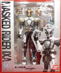 S.H.Figuarts 仮面ライダーイクサ