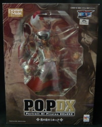 MegaHouse POP DX Hawk-Eyed Mihawk