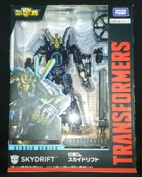 Takara Tomy Transformer STUDIO SERIES Sky Drift SS38