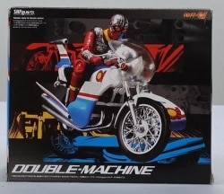 Bandai SHFiguarts Kikaider 01 double Machine
