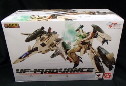 Bandai DX Chogokin VF-19 Advance