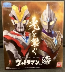 Bandai Ultimate Luminous Premium Ultraman Lacquer (Ultraman Victory and Ultraman Trigger Multi Type and Luminous Unit) รูปภาพ 1