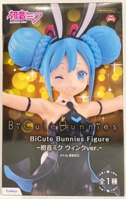 FuRyu - Special Figure Kouhaku Kuroboshi Hatsune Miku Wink Ver. BiCute Bunnies Figure