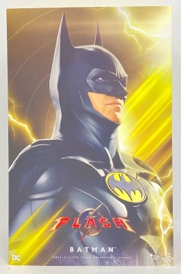 HOTTOYS MOVIE MASTERPIECE BATMAN (MODERN SUIT) MMS712