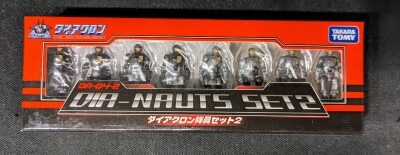 Takara Tomy Diaclone personnel set 2 Bild 1