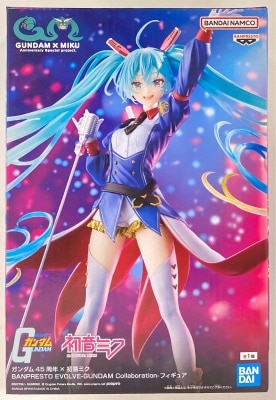 Bandai Spirits BANPRESTO EVOLVE Gundam 45th Anniversary x Hatsune Miku GUNDAM Collaboration Figure