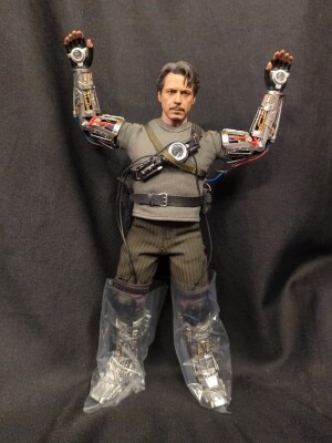 HOTTOYS MOVIE MASTERPIECE TONY STARK / MECH TEST VERSION (Normal Edition) MMS581 Bild 1