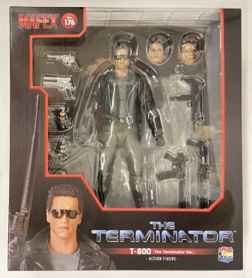 Medicom Toy MAFEX T-800 (THE TERMINATOR VER) 176