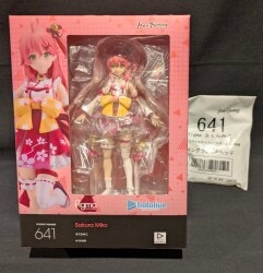 MAX FACTORY figma Sakura Miko With Bonus 641