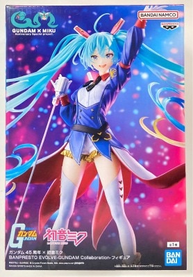 Bandai Spirits BANPRESTO EVOLVE Gundam 45th Anniversary x Hatsune Miku GUNDAM Collaboration Figure
