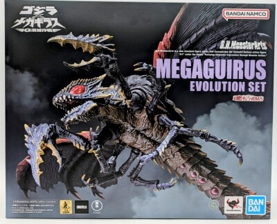 BANDAI NAMCO SHMonsterArts Megaguirus Evolution Set