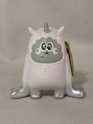 MEDICOMTOY VAG series 47 Maiya Long Sleeve White/Skin Tone รูปภาพ 1