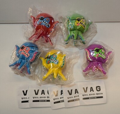 MEDICOMTOY VAG series 40 SHELTERBANK AHOY Complete 5 Piece Set hình ảnh 1