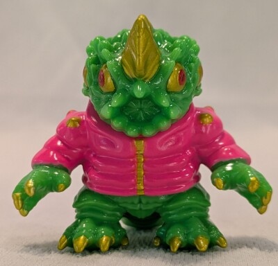 MEDICOMTOY VAG SPECIAL GYAROMI Voidon Yellow Green Bild 1