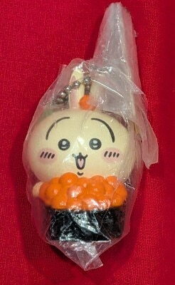 Parade Figure Keychain / Chiikawa Sushi Capsule Edition Rabbit / Salmon Roe