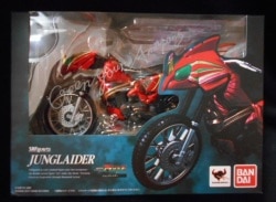 Bandai SHFiguarts Kamen Rider Amazons Junglaider 图片 1