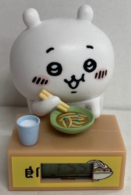 Kitan-Club Let's do our best together! Cardboard Watch Capsule Edition Chiikawa (Ramen)