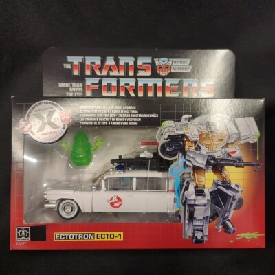 Takara Tomy Ghostbusters Ectotron/Ecto-1