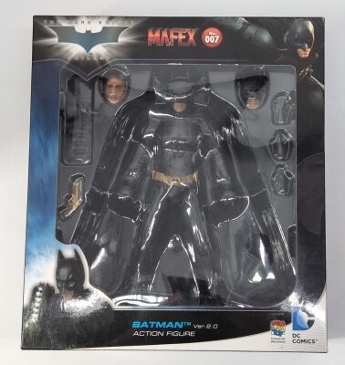 MEDICOM TOY MAFEX BATMAN / VER 2.0 007