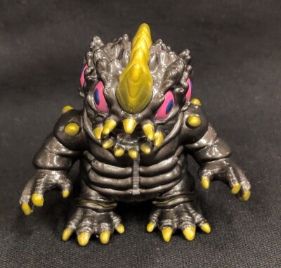MEDICOMTOY VAG AGOGO GYAROMI Voidon Gunmetal