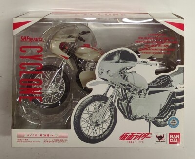 Bandai SH Figuarts Kamen Rider Cyclone (modified version)