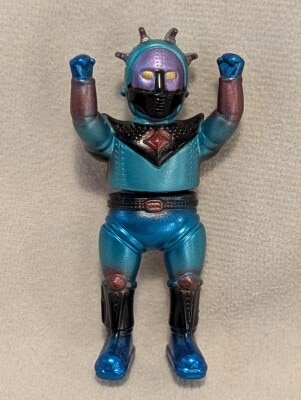 MEDICOMTOY VAG SERIES 41 ZOLLMEN Space Guy 56 Black x Metallic Green