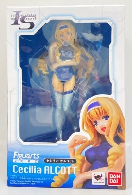 Bandai Figuarts ZERO Cecilia Alcott (IS Suit) PVC