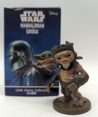 Benelic Little Statue Collection THE MANDALORIAN AND GROGU Keeto image 1