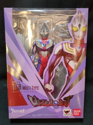 Bandai Ultra Act Ultraman Tiga Ultraman Tiga Multi Type Renewal Version image 1