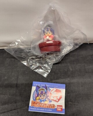 Bandai Dr. Slump - Arale-chan Collection Dr. Slump - Arale-chan Norimaki Arale Queen Pink Ver.