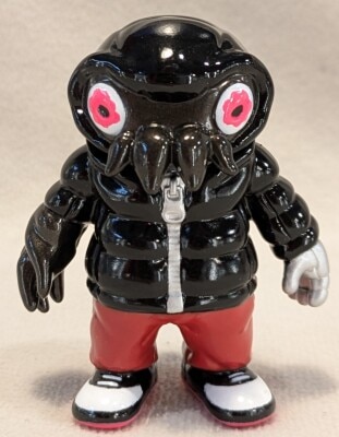 MEDICOMTOY VAG series 37 GYAROMI Cthulhuoid (Black)