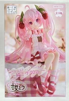 Furyu Noodle Stopper Figure VOCALOID Hatsune Sakura Miku 2025