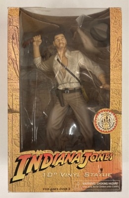 DISNEY THEME PARK EXCLUSIVE VINYL STATUE 10 inch
