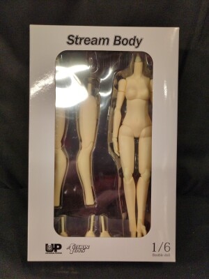 UNIVERSAL POOYAN FLEXIBLE DOLL COMPACT BODY