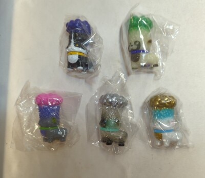 MEDICOMTOY VAG SERIES 41 Moukoyama Dusting Cat, Complete 5 Piece Set imagen 1