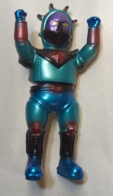 MEDICOMTOY VAG SERIES 41 ZOLLMEN Space Guy 56 Black x Metallic Green รูปภาพ 1