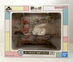 Bandai Spirits Ichiban Kuji SPY×FAMILY You made my day B Prize Figure with card holder รูปภาพ 1